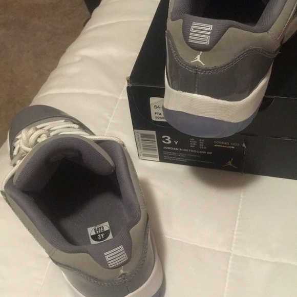 shoes - Picture 4 of 4